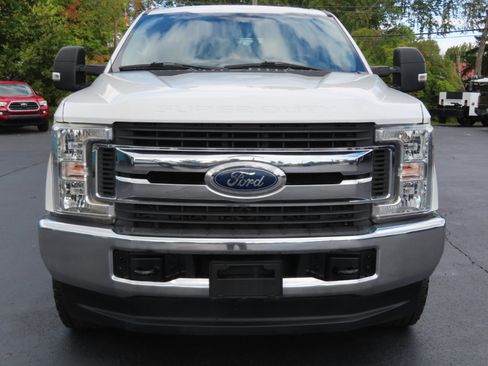 Used 2019 Ford F250 XLT image 9