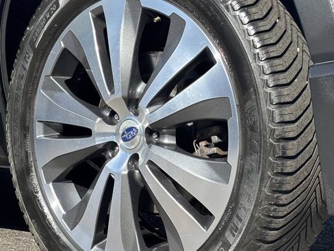 Used 2019 Subaru Ascent Premium AWD/4WD image 33