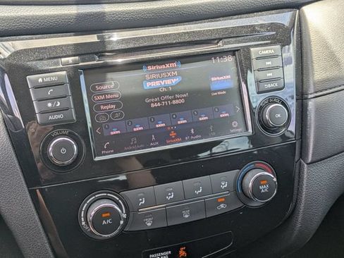 Used 2018 Nissan Rogue S FWD image 23