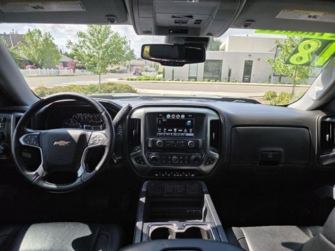 Used 2018 Chevrolet Silverado 1500 LTZ Z71 w/ Redline Edition AWD/4WD image 10