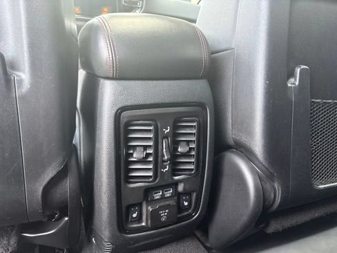 Used 2024 Dodge Durango GT AWD/4WD image 20