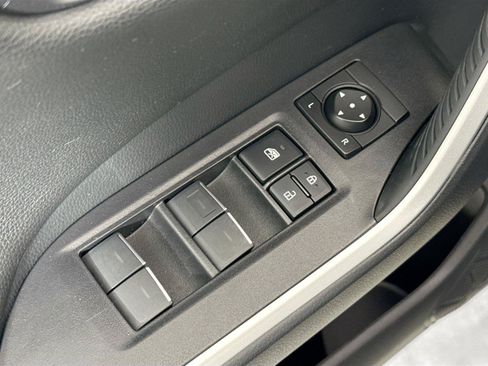 Used 2025 Toyota RAV4 XSE w/ Weather Package AWD/4WD image 30
