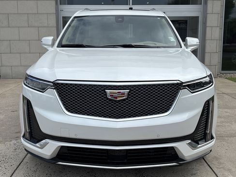 Used 2024 Cadillac XT6 Premium Luxury w/ Platinum Package image 14