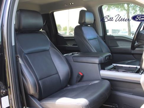 Used 2023 Ford F250 Lariat w/ Sport Appearance Package AWD/4WD image 11