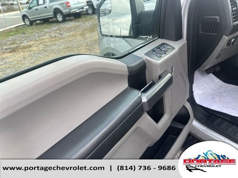 Used 2019 Ford F150 XLT w/ Trailer Tow Package image 13