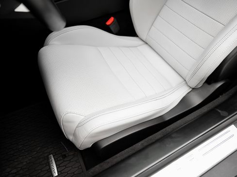 Used 2020 Jaguar F-TYPE Coupe image 62