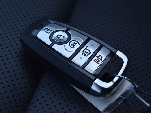 Used 2022 Ford Escape SEL image 14