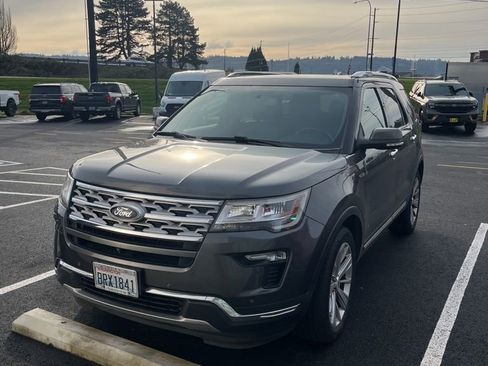 Used 2019 Ford Explorer Limited w/ Class III Trailer Tow Package image 17