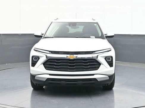 New 2026 Chevrolet TrailBlazer LT w/ Driver Confidence Package FWD image 23