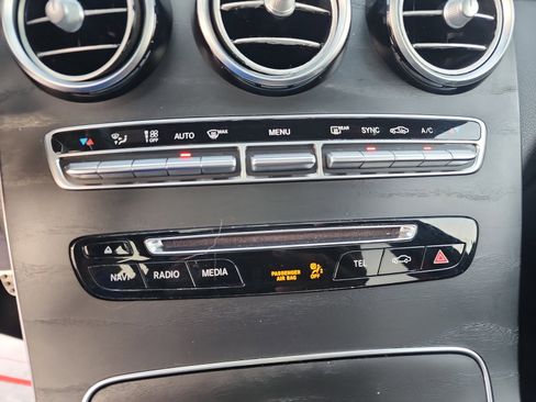 Used 2018 Mercedes-Benz GLC 43 AMG 4MATIC image 23