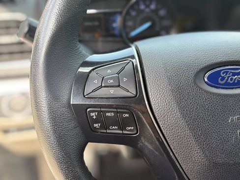 Used 2018 Ford Explorer Limited FWD image 16