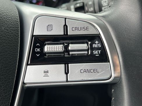Used 2022 Kia Telluride S FWD image 26
