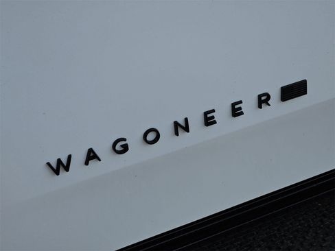 New 2025 Jeep Wagoneer Series II w/ Premium Group I image 11