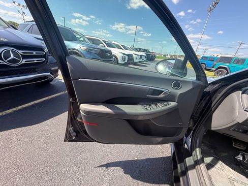 Used 2023 Hyundai Sonata SEL Plus FWD image 11
