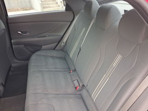 Used 2021 Hyundai Elantra SEL FWD image 24