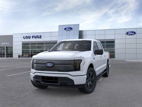 New 2025 Ford F150 Lightning Flash AWD/4WD image 3