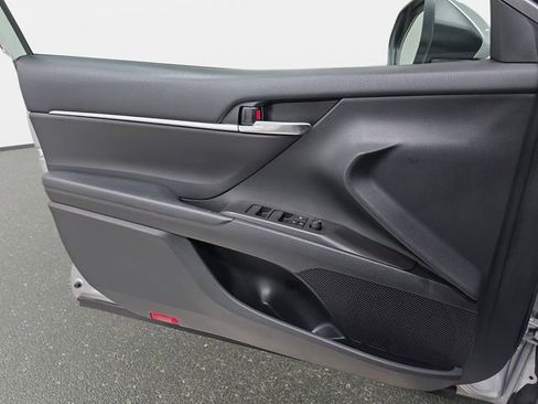 Certified 2023 Toyota Camry SE FWD image 24