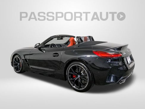 Used 2024 BMW Z4 M40i w/ Premium Package image 5