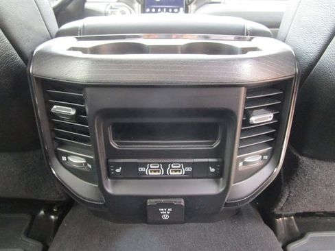 Used 2022 RAM 2500 Limited image 19