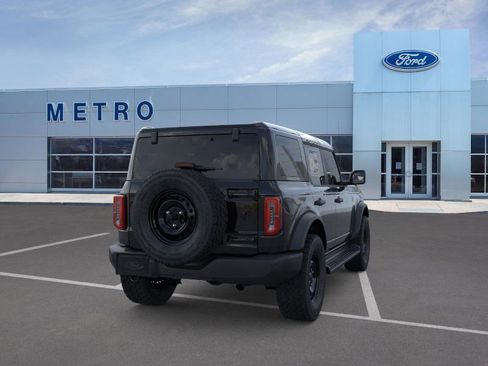 New 2026 Ford Bronco Outer Banks image 8