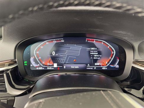 Used 2022 BMW 530i xDrive 530i xDrive w/ Convenience Package image 3