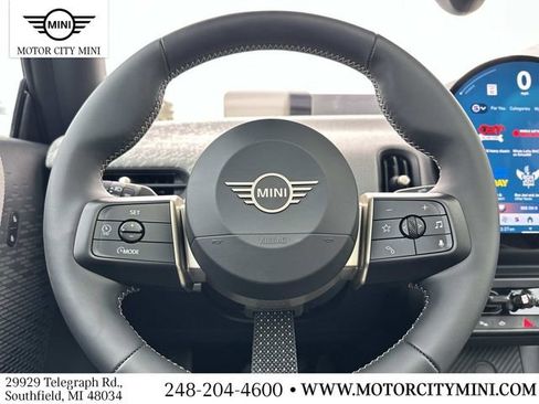 Certified 2025 MINI Cooper S image 22