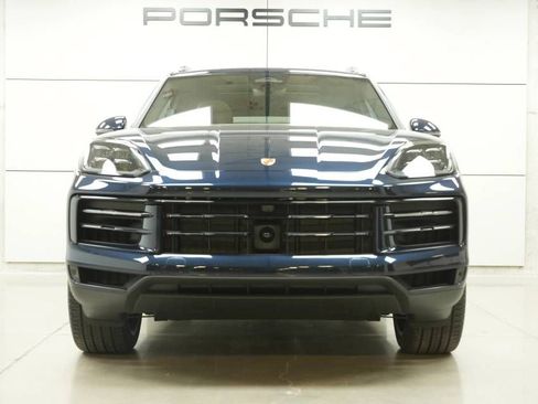 New 2026 Porsche Cayenne E-Hybrid AWD/4WD image 11