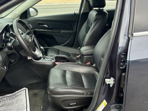 Used 2014 Chevrolet Cruze LT w/ RS Package FWD image 14