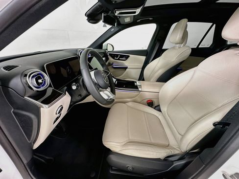 Certified 2026 Mercedes-Benz GLC 300 4MATIC image 23