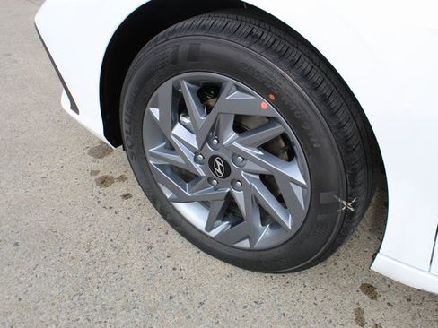 New 2026 Hyundai Elantra Blue image 3