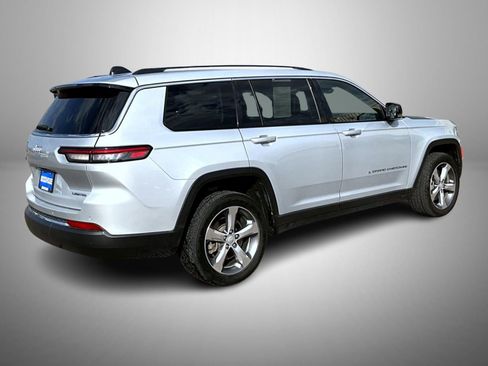 Used 2022 Jeep Grand Cherokee L Limited image 5