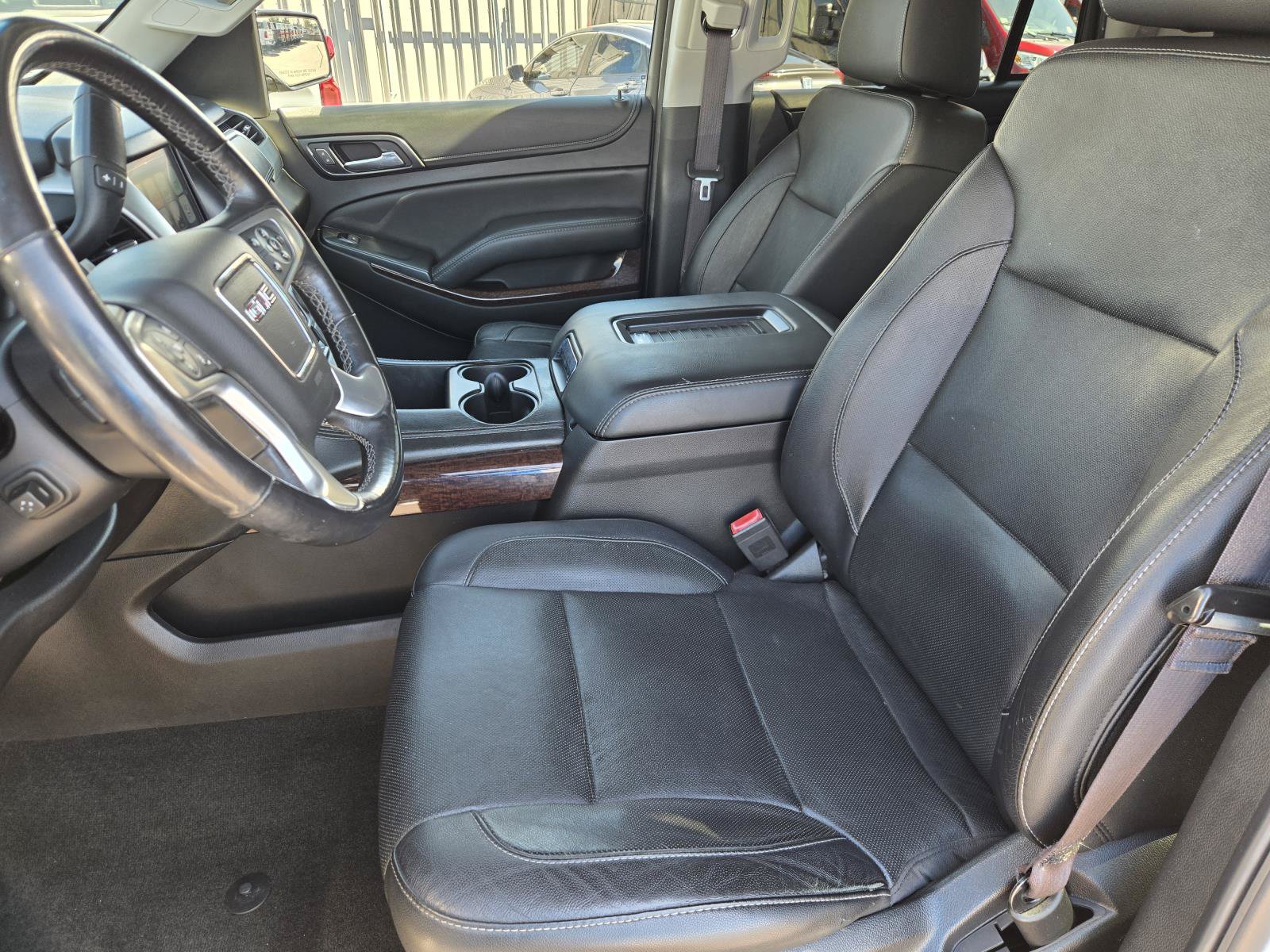 Used 2017 GMC Yukon SLT RWD image 21