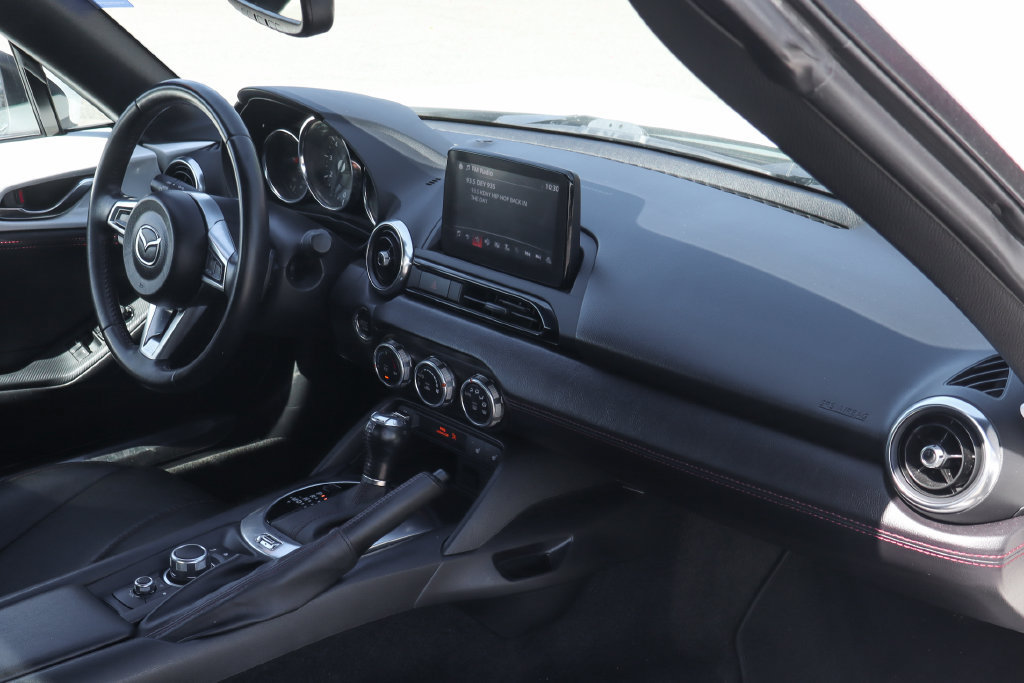 Used 2019 MAZDA MX-5 Miata RF Grand Touring RWD image 37