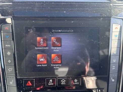 Used 2021 INFINITI QX80 Luxe image 38