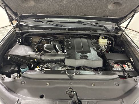 Used 2020 Toyota 4Runner Nightshade image 31