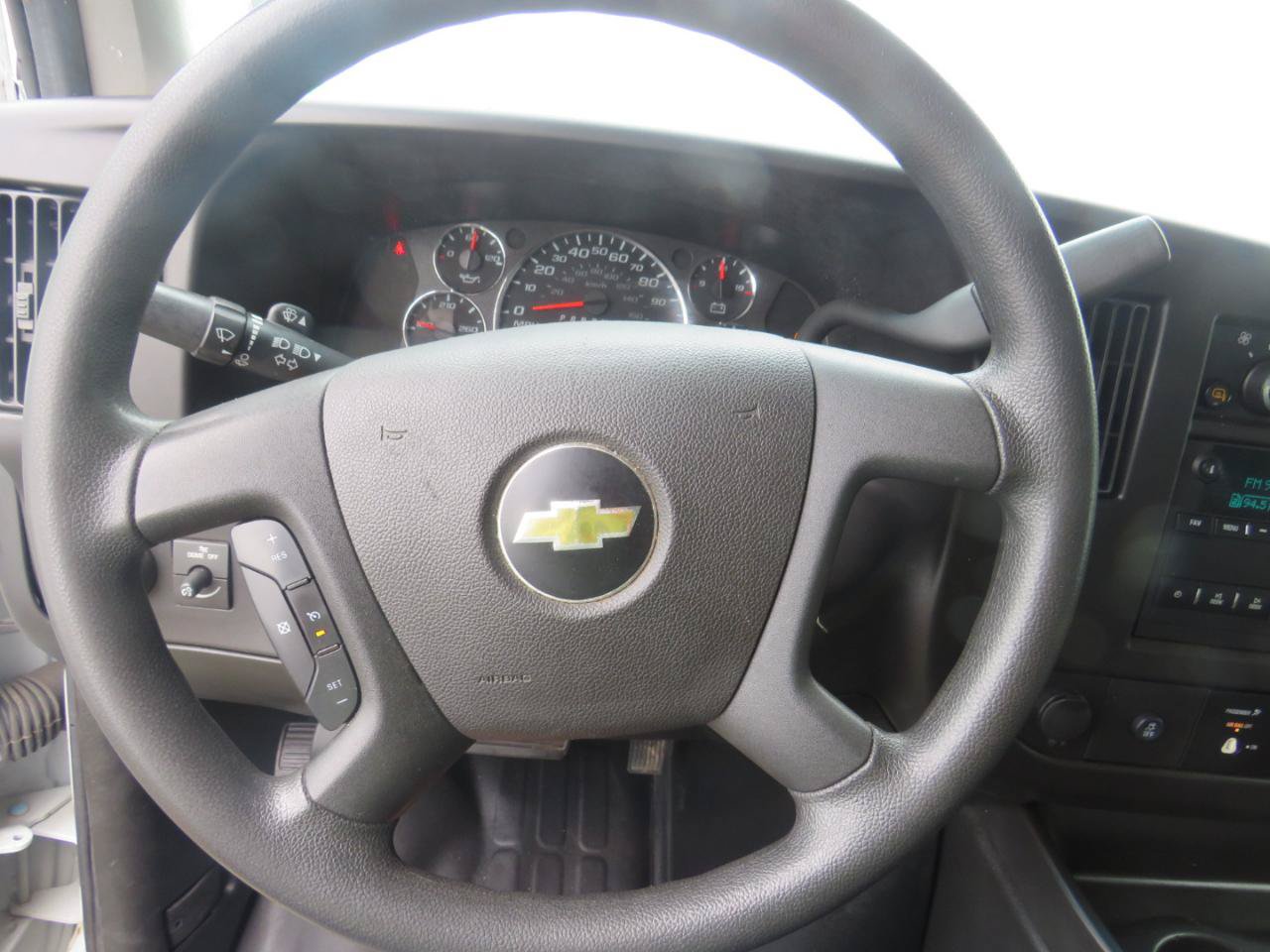 Used 2022 Chevrolet Express 2500 w/ Driver Convenience Package RWD image 16