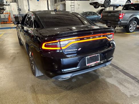 Used 2018 Dodge Charger GT AWD/4WD image 11