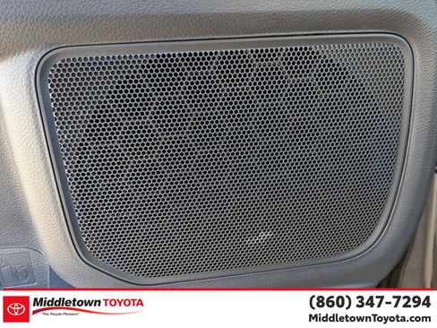 Used 2024 Toyota Sienna LE image 13