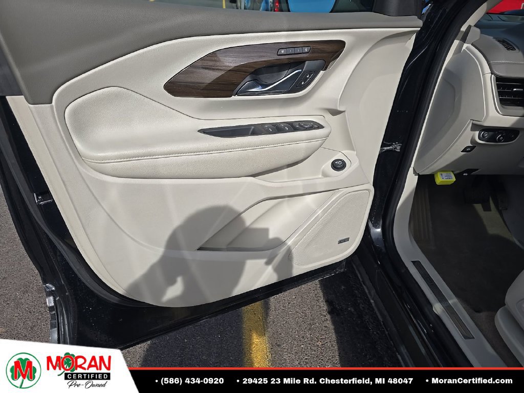 Used 2020 GMC Terrain Denali w/ Denali Premium Package AWD/4WD image 10