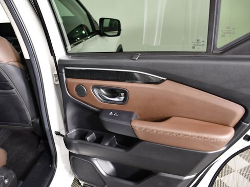 Used 2025 Honda Pilot Elite image 45