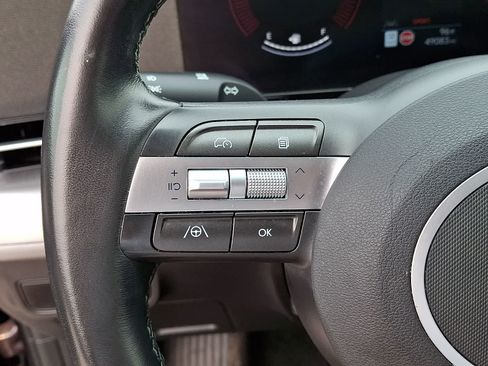 Used 2025 Hyundai Kona SEL AWD/4WD image 24