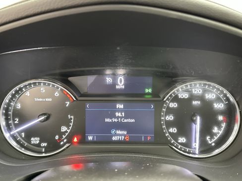Used 2023 Cadillac XT4 Luxury w/ Cold Weather Package FWD image 27