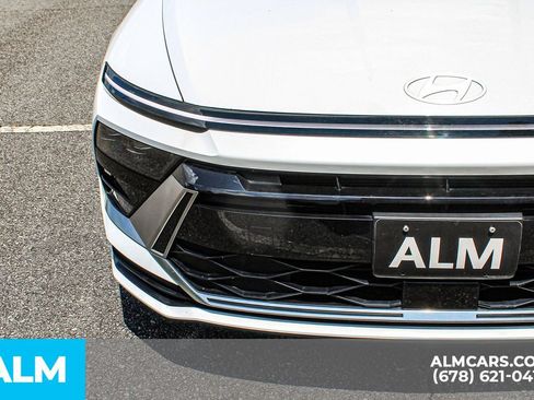 Used 2025 Hyundai Sonata SEL FWD image 11