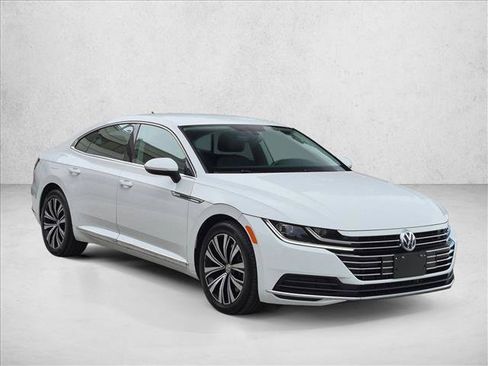 Used 2020 Volkswagen Arteon SE AWD/4WD image 3