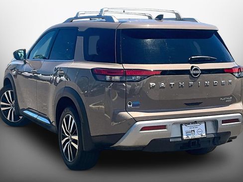 Certified 2024 Nissan Pathfinder Platinum AWD/4WD image 11