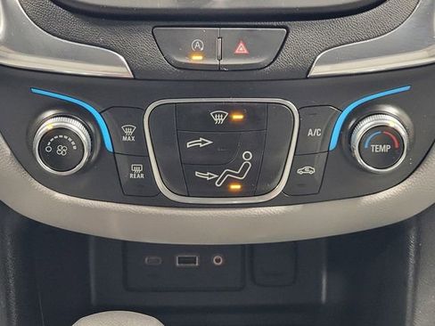 Certified 2024 Chevrolet Equinox LS w/ LS Convenience Package image 22