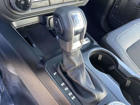 New 2025 Ford Bronco 4-Door AWD/4WD image 12