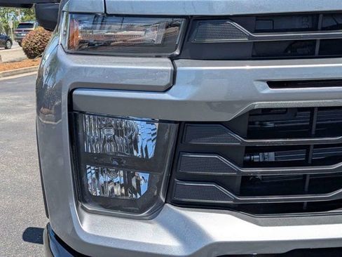 New 2026 Chevrolet Silverado 2500 Custom w/ Custom Value Package AWD/4WD image 10