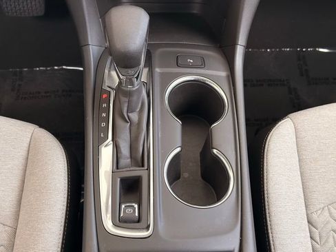 Used 2024 Chevrolet Equinox LT FWD image 24