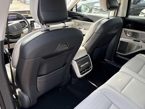 New 2026 Lincoln Nautilus Reserve AWD/4WD image 15